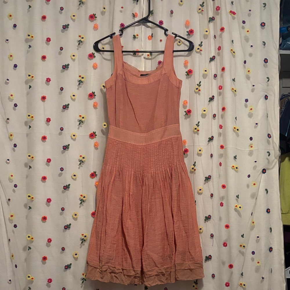 Elegant Peach Sleeveless Dress